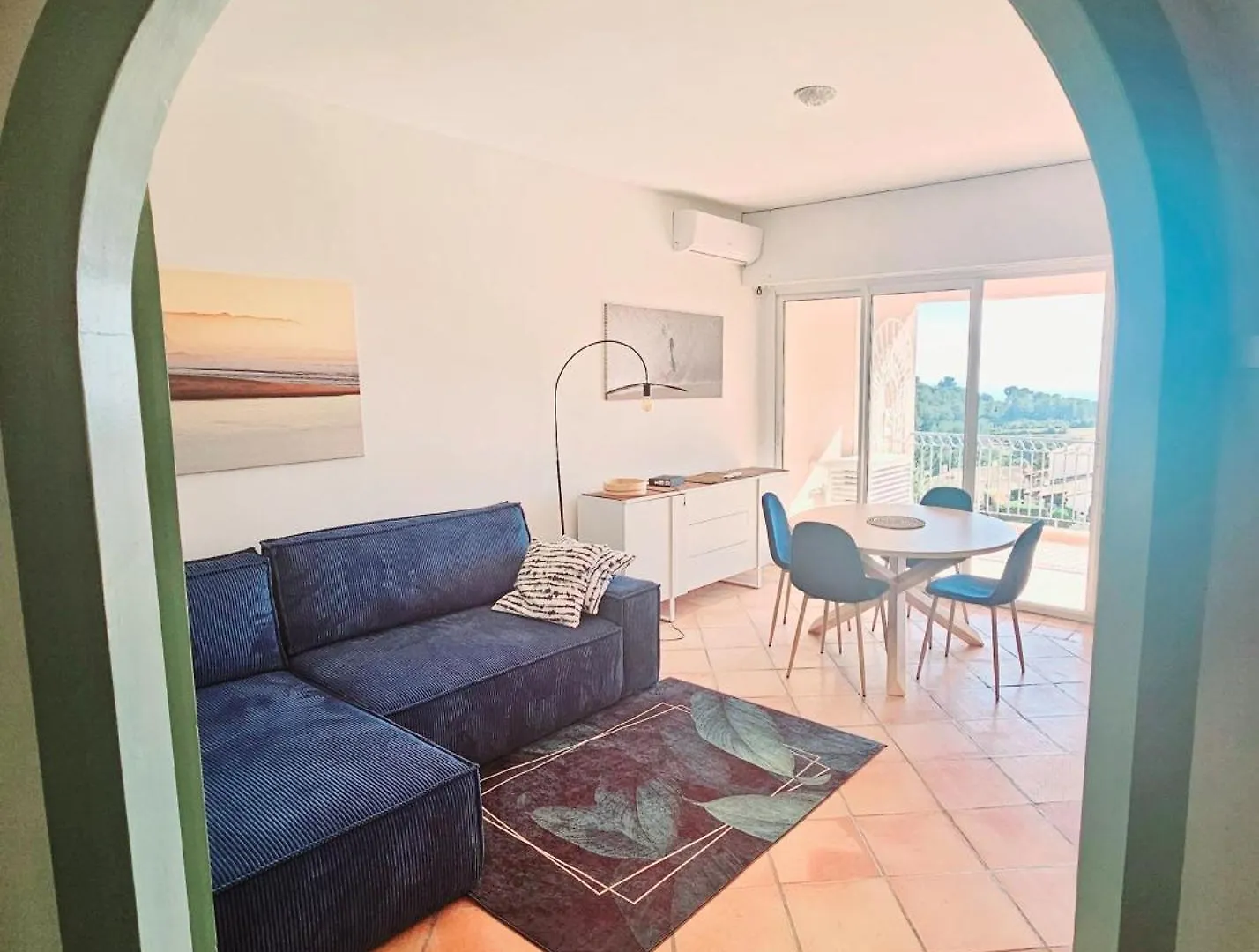 Tres Bel Appartement Vue Mer - Piscine - Tennis Et Golf Saint-Cyr-sur-Mer 0*,  France